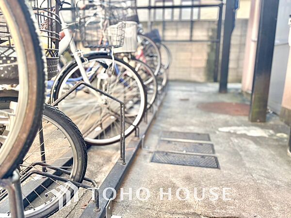 【BICYCLE PAEKING LOT】◆駐輪場◆快適な生活には欠かせない自転車。開放的な駐輪場がございます。