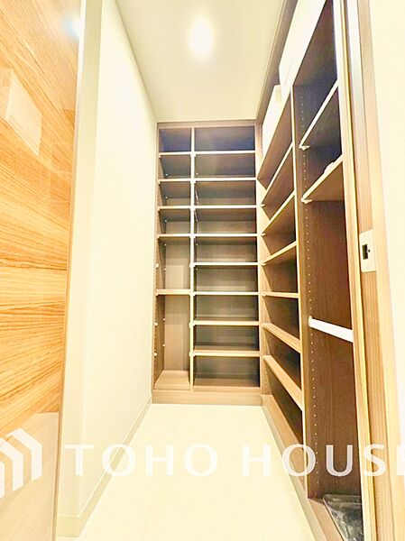 【STORAGE】◆大型収納◆衣類、小物、アウトドアグッズ、スーツケース、、、多岐にわたって収納可能です。
