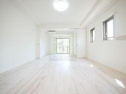 東京メトロ銀座線 稲荷町駅 徒歩6分の賃貸マンション 6階1LDKのリビング/ダイニング