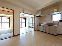 東京メトロ半蔵門線 押上駅 徒歩5分の賃貸マンション 2階2DKのリビング/ダイニング