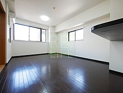 東京メトロ日比谷線 入谷駅 徒歩7分の賃貸マンション 6階1SLDKのリビング/ダイニング