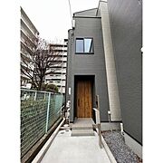 亀有駅より徒歩14分 築2年7ヶ月 3階建の賃貸物件