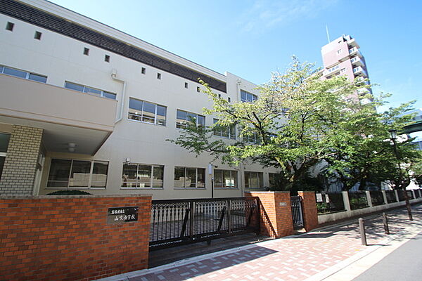 画像19:名古屋市立山吹小学校