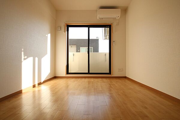 画像3:※違う階のお部屋の参考写真です。