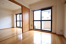 エストソレイユ 102 1階2LDKのリビング/ダイニング