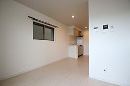 Fleuve A(フルーヴA) 202 2階ワンルームのリビング/ダイニング