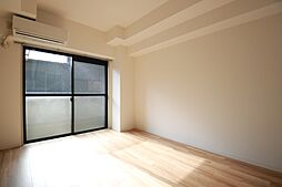 エランドールH 107 1階1Kのリビング/ダイニング