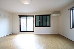 パストラーレ 202 2階1LDKのリビング/ダイニング