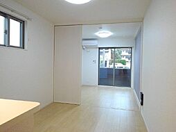 サニーフラット 102 1階1DKのリビング/ダイニング