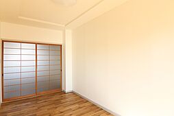 ヴィラロイヤル 101 1階2DKのリビング/ダイニング