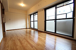 メゾンアベール 102 1階2LDKのリビング/ダイニング