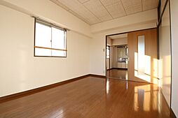 スカイヒルズ 302 3階2LDKのリビング/ダイニング