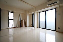 Canal East 301 3階1LDKのリビング/ダイニング