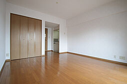 サンマリーノ 802 8階ワンルームのリビング/ダイニング