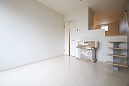 ヴェリテール本陣 102 1階1Kのリビング/ダイニング