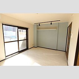 ライフ21 303 3階1Kのリビング/ダイニング