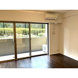 ザ・パークハウス上社 105 1階3LDKのリビング/ダイニング