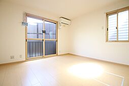 Ｓｃｈｌｏｓｓｅ Ｆｕｊｉ III 102 1階1LDKのリビング/ダイニング