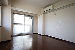 サン・ラモン本山 201 2階1Kのリビング/ダイニング