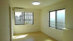 ラッフィナート 303 3階1LDKのリビング/ダイニング