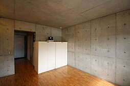 FULL HOUSE 202 2階ワンルームのリビング/ダイニング