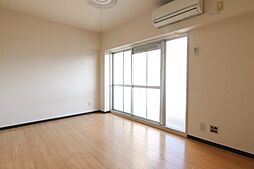 アーバンポイント川名本町 402 4階1Kのリビング/ダイニング