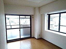 サンパレス 303 3階1LDKのリビング/ダイニング