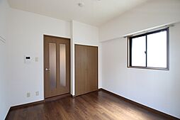 セントラルウイング 301 3階1Kのリビング/ダイニング