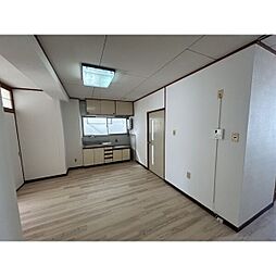 浅井レジデンス 503 5階3LDKのリビング/ダイニング