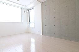 quador御器所 102 1階1Kのリビング/ダイニング