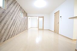 ソレイユ 102 1階1LDKのリビング/ダイニング