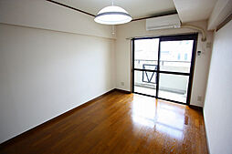 カターラサンミ 2C 2階1Kのリビング/ダイニング