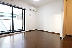 コンフォートシティ 402 4階1LDKのリビング/ダイニング