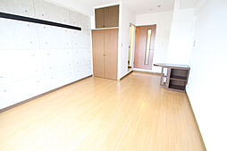 サクセス川原 303 3階ワンルームのリビング/ダイニング