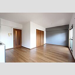 マノワール 101 1階2LDKのリビング/ダイニング