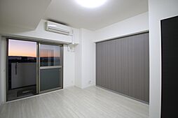 ロイヤルピジョン ライズ 202 2階1Kのリビング/ダイニング