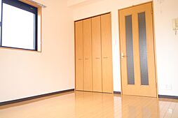 アラニII 303 3階1Kのリビング/ダイニング