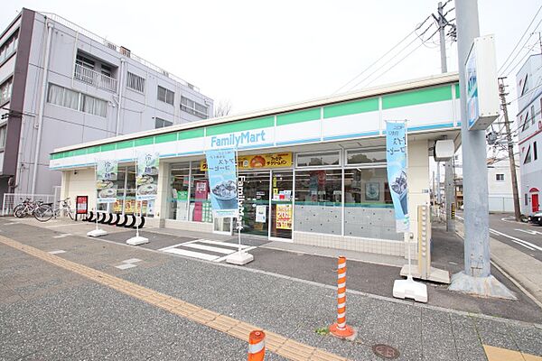 画像8:ファミリーマート　名古屋浅間町店