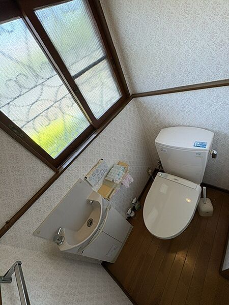 保温機能付便座のシャワートイレになります！