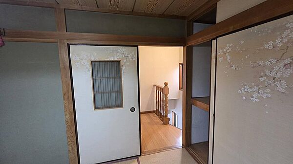 心安らぐ和室のある住まい。客間やくつろぎスペースなど、多目的に使える便利な空間です。