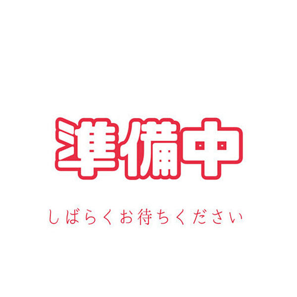 足元からじんわりと暖める床暖房を備え、寒い季節も快適に過ごせるリビング。暖房器具を置かずにすっきりとした空間を保ちながら、家族が自然と集まり、心地よい団らんの時間を楽しめます。