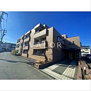 鶴川駅より徒歩8分 3階 築26年9ヶ月の賃貸物件