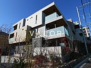 鶴間駅より徒歩19分 3階 築3年の賃貸物件