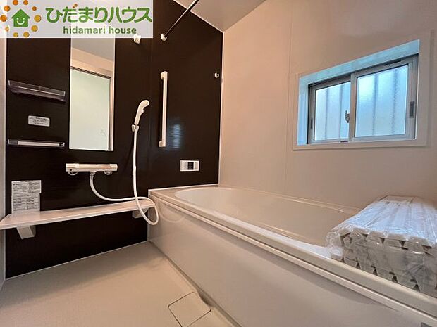 いつまでも入っていられるような広々とした浴室が魅力的です(^^)/