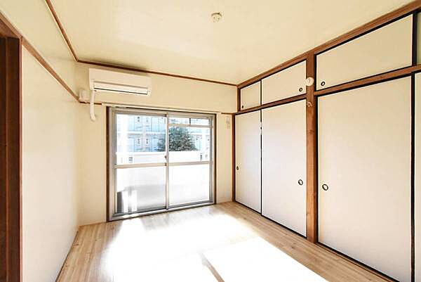 apartment 栃木県下都賀郡壬生町幸町１丁目1-1
幸町の賃貸情報を見る
物件地図