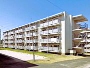 稲毛駅より徒歩21分 築58年7ヶ月 4階建の賃貸物件