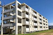 金上駅より徒歩17分 築62年7ヶ月 4階建の賃貸物件
