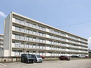 新高岡駅より徒歩14分 築41年3ヶ月 5階建の賃貸物件