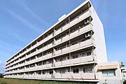 勿来駅よりバス12分 徒歩14分 築46年7ヶ月 5階建の賃貸物件