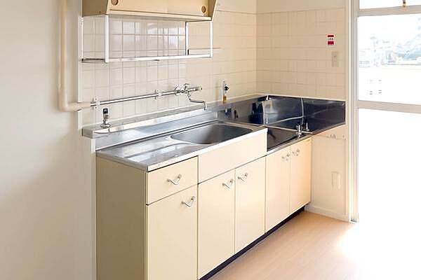 apartment 岩手県一関市花泉町花泉字伊勢沢14-4
花泉町花泉の賃貸情報を見る
物件地図